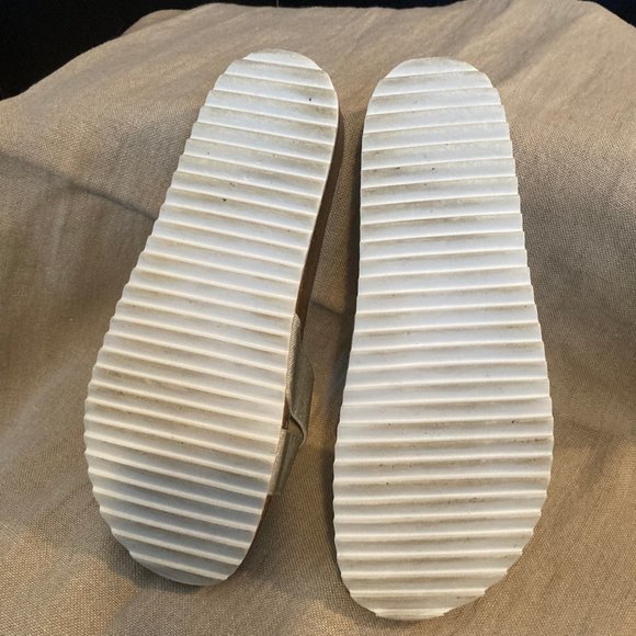 ZARA HOME  MULE SIZE 6 IN GOLD (PLATINE) - Picture 4 of 4